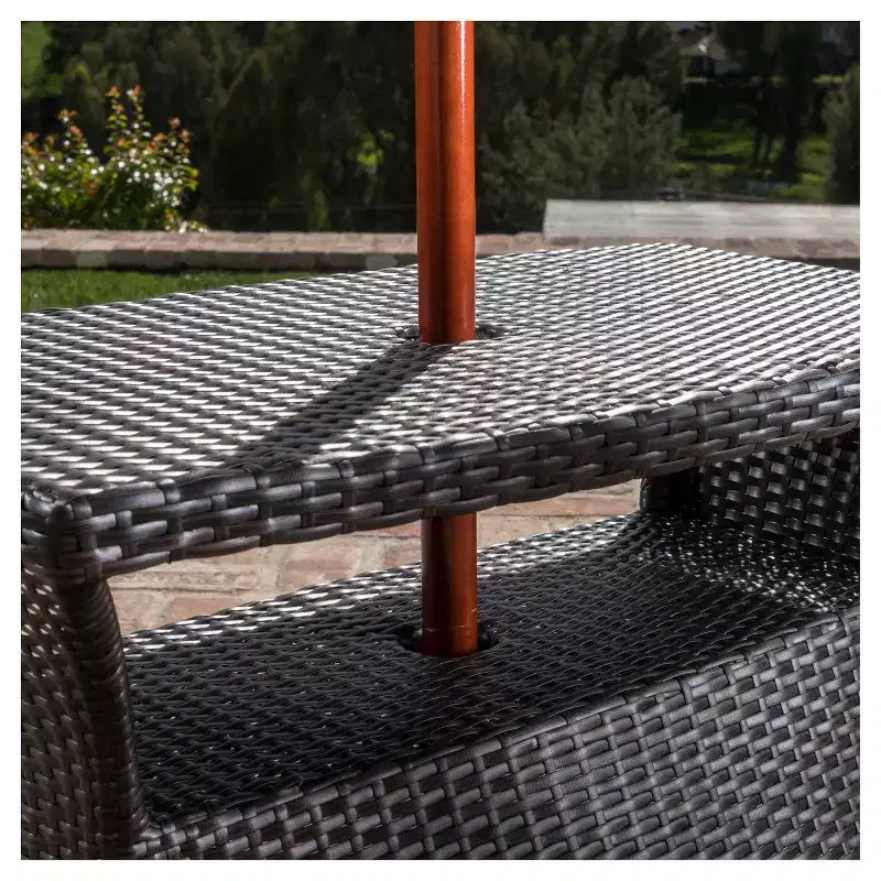 Megalo Ensemble 3 pièces de chaises longues de patio en osier tout temps avec table d'appoint - Marron - Christopher Knight Home