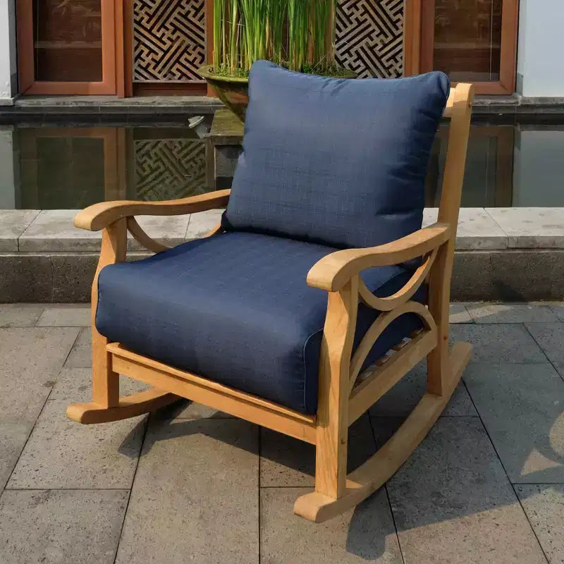 Ensemble de conversation à bascule d'extérieur 3 pièces en teck Sonoma Lane Alamo – Résistant aux intempéries avec coussins bleus à fermeture éclair et table d'appoint