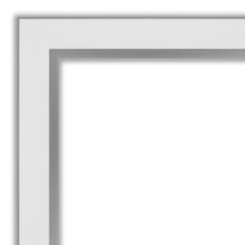 Miroir mural étroit doré Eva de 21 po x 27 po pour salle de bain - Amanti Art : Rectangulaire moderne, à fixer au mur