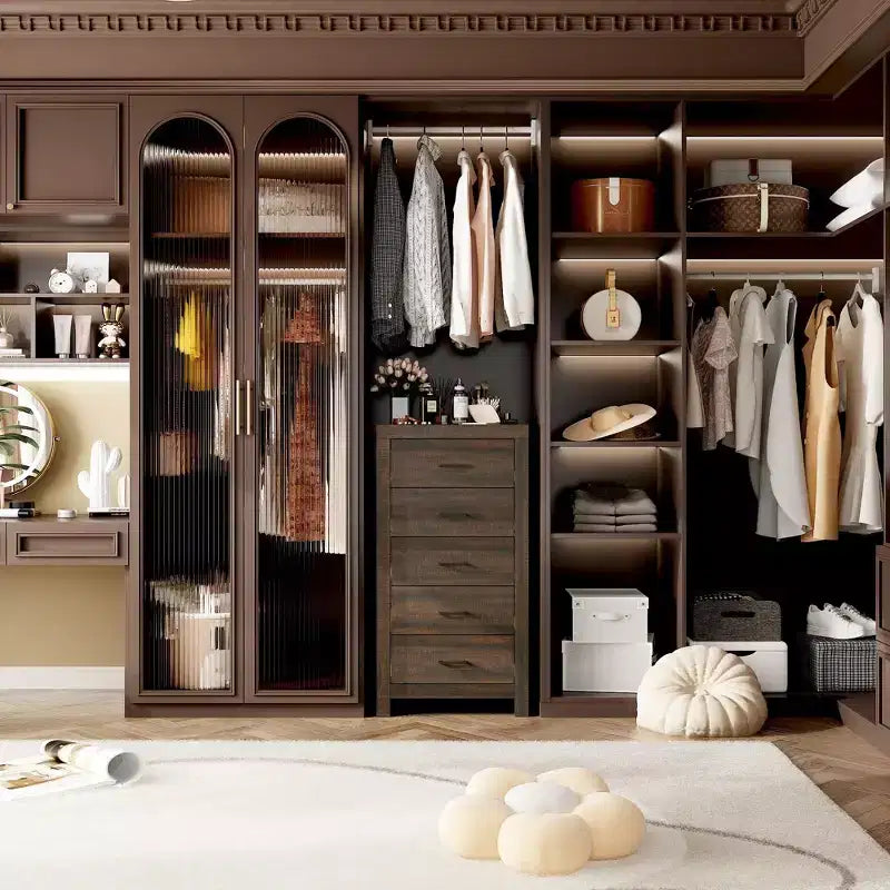 Commode verticale à 5 tiroirs Famapy, commode en bois texturé avec poignées décoratives en métal