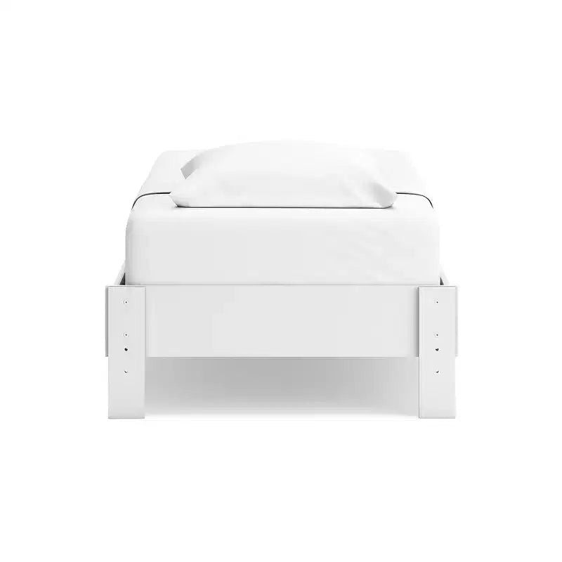 Signature Design by Ashley Hallityn Platform Bed in Matte White Finish