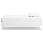 Signature Design by Ashley Hallityn Platform Bed in Matte White Finish