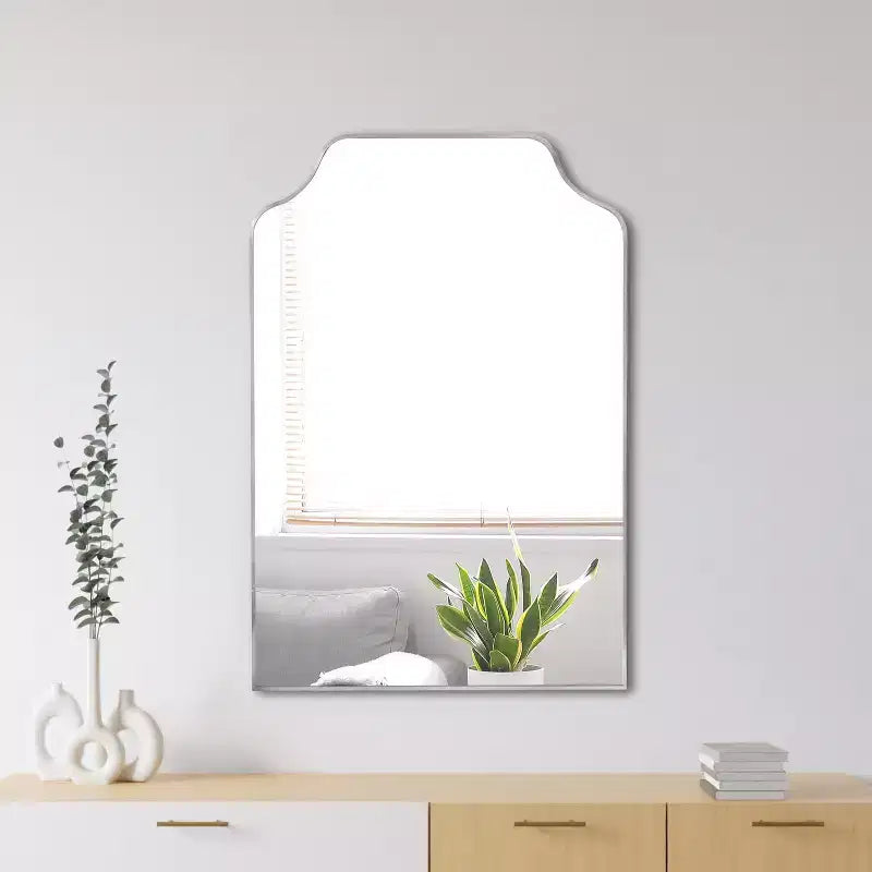 JONATHAN Y Lindie Scalloped-Top Metal Framed Wall Mounted Mirror