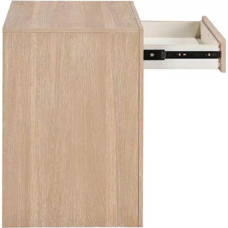 Meridian Furniture, Table de nuit August