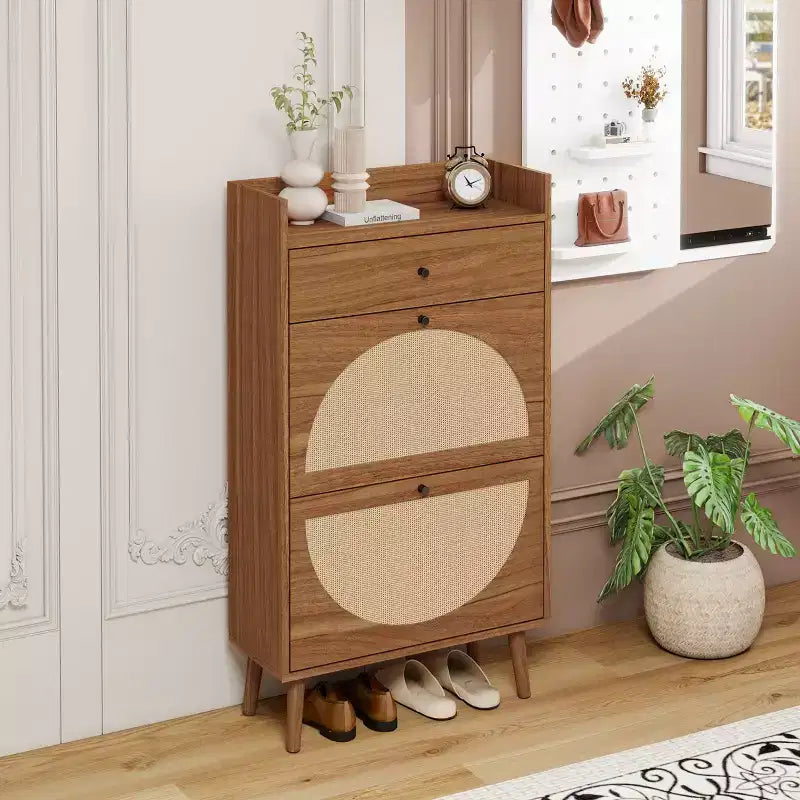 MAYEERTY Meuble à chaussures en rotin 2 portes 1 tiroir, Étagère à chaussures double couche adaptée pour l'entrée Noyer