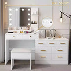 Grande coiffeuse grise avec lumières