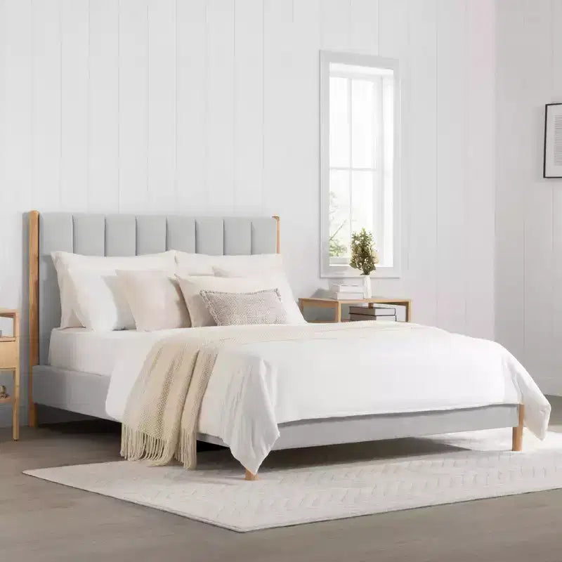 Cadre de lit plateforme en bois entièrement rembourré Spruce & Spring