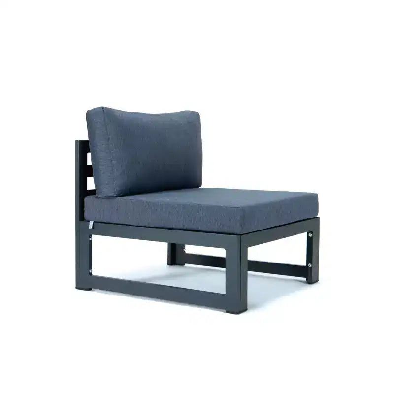 LeisureMod Chelsea Ensemble de 5 pièces de patio d'extérieur avec table basse – Structure en aluminium noir, coussins, résistant aux intempéries