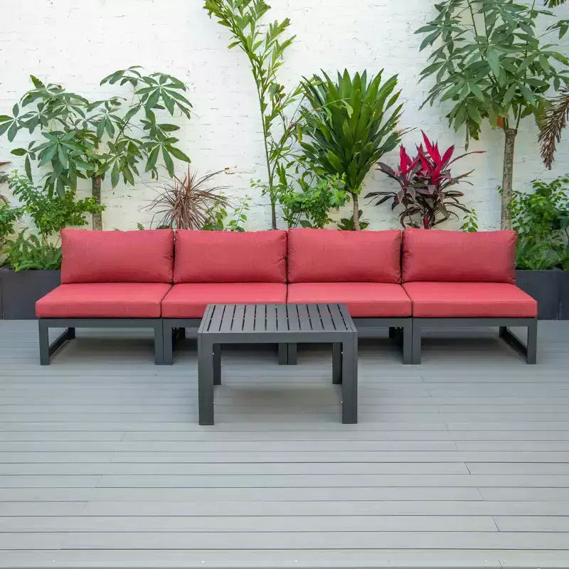 LeisureMod Chelsea Ensemble de 5 pièces de patio d'extérieur avec table basse – Structure en aluminium noir, coussins, résistant aux intempéries