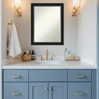 Amanti Art Downton Miroir mural de salle de bain en bois biseauté noir 27,5 x 21,5 po