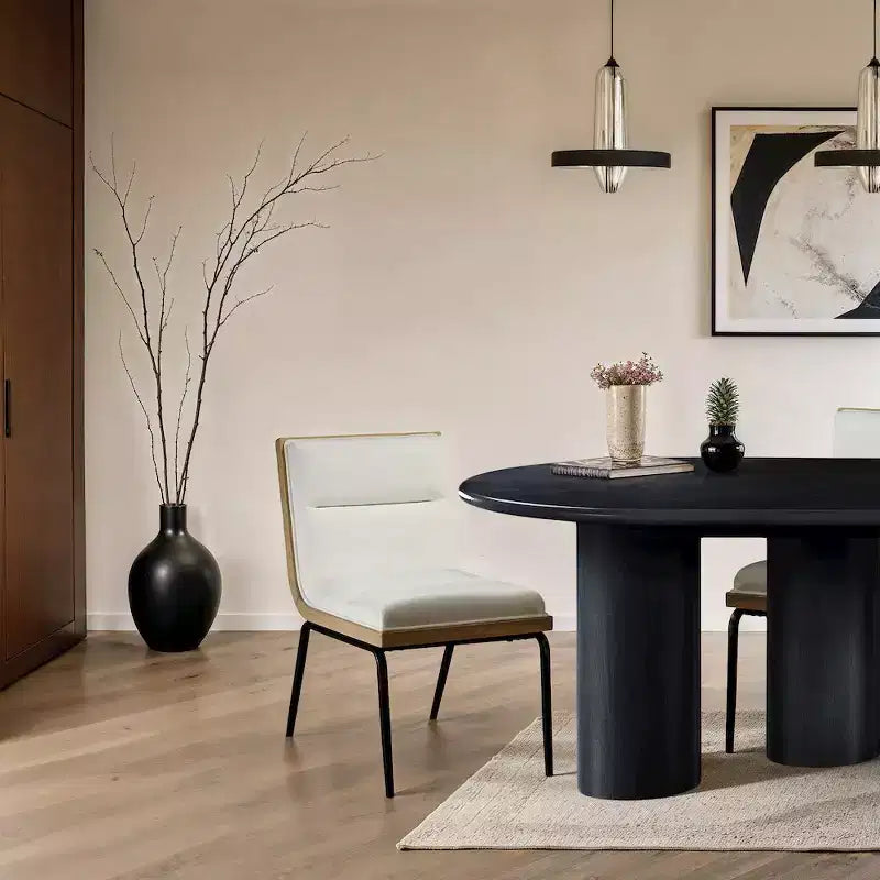Meridian Furniture, Chaises de salle à manger Viceroy en tissu, ensemble de 2