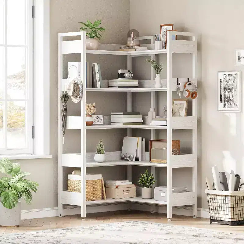 Étagère d'angle robuste à 5 niveaux avec cadre en métal, fonction convertible et 4 crochets, conçue pour durer dans le salon, la chambre ou le bureau à domicile.