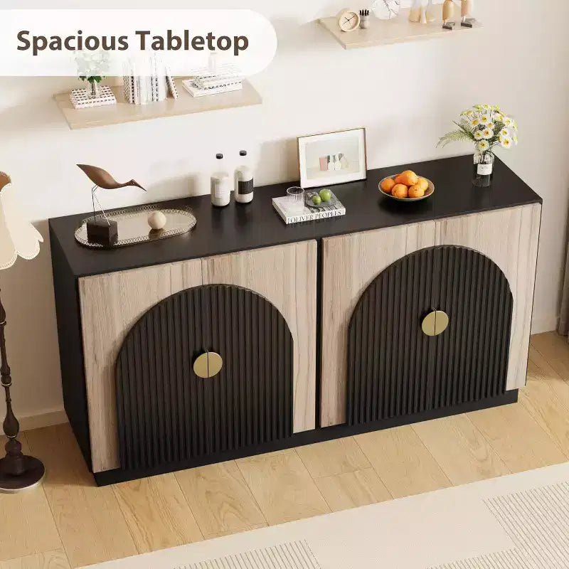 Bahut moderne cannelé avec portes arquées, étagères réglables, meuble de rangement d'appoint pour entrée, salle à manger, salon, couloir