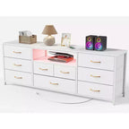 Commode à 9 tiroirs blanche de 160 cm pour chambre à coucher, meuble TV LED pour téléviseur de 75 pouces avec station de charge, prises de courant, commode de rangement en tissu, meuble console multimédia