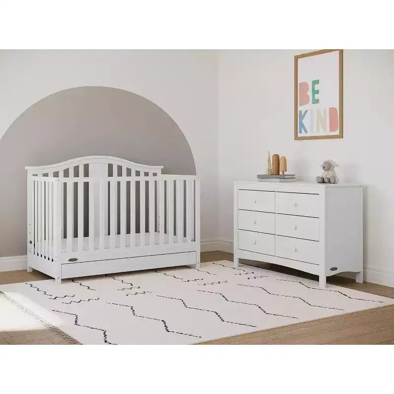 Graco Solano 4-in-1 Convertible Crib with Drawer