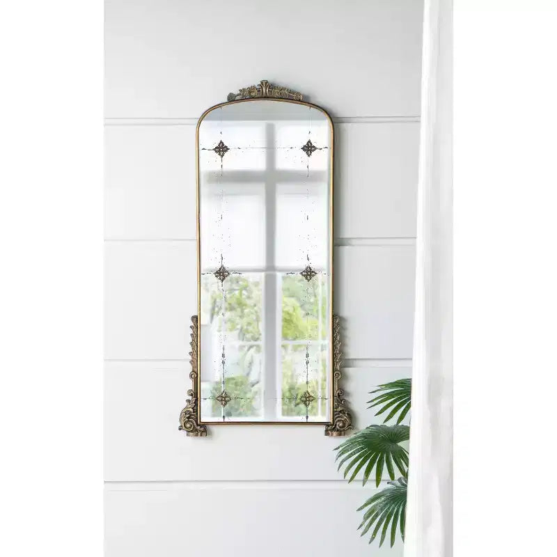 Miroir mural pleine longueur en métal arqué or antique de 24 x 48,5 pouces