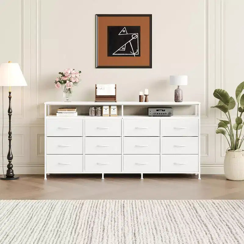Commode longue de 63 po avec 12 tiroirs, meuble TV pour téléviseurs de 55/65/70 po, meuble TV commode en tissu pour chambre à coucher et salon, commode avec étagères ouvertes