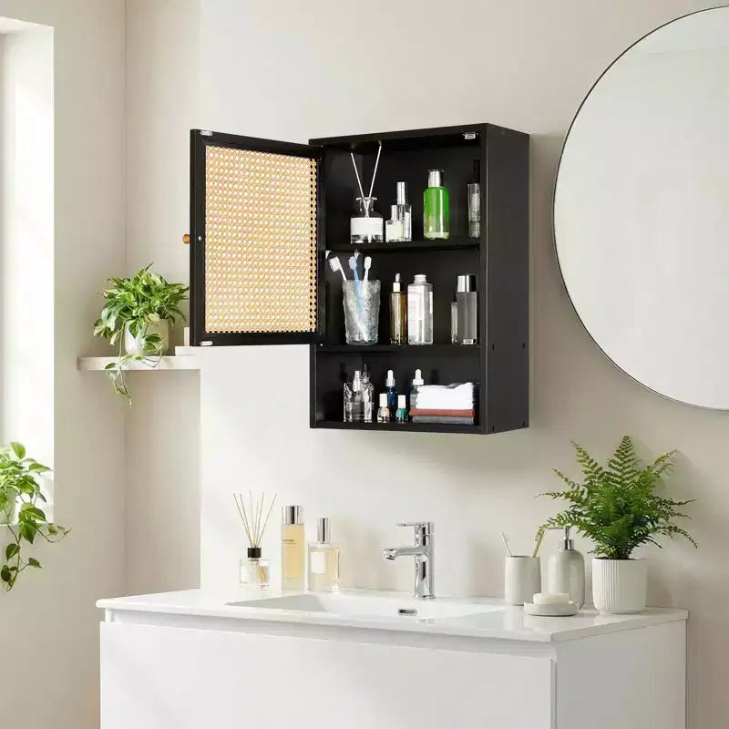 Meuble de salle de bain mural en bambou avec portes en rotin, armoire à pharmacie avec étagère réglable et organisateur peu encombrant, bois naturel/noir/blanc