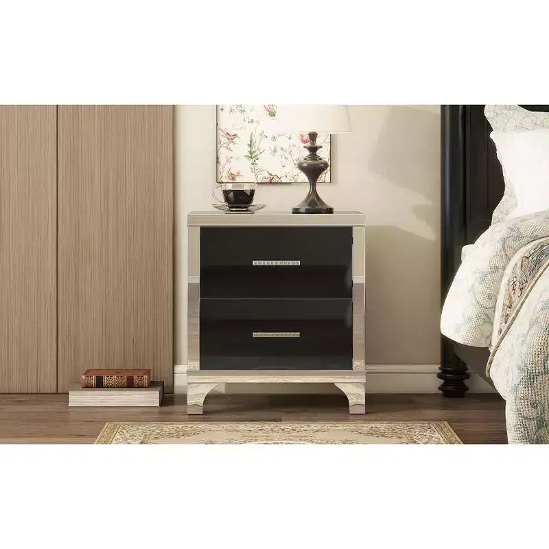 Table de chevet 2 tiroirs élégante, moderne, laquée brillante avec accents de miroirs pour chambre à coucher ou salon