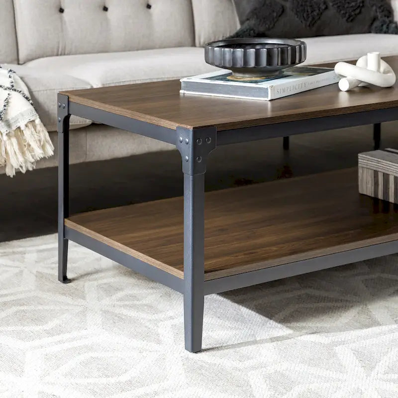 Table basse d'angle en fer Middlebrook Witten 46 pouces