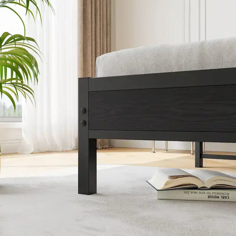 Lit plateforme Queen avec tête de lit de rangement et ports USB