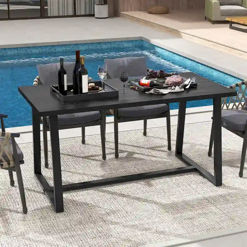 Costway Grande table à manger de 63 po pour 4 à 6 personnes avec métal robuste - Voir les détails