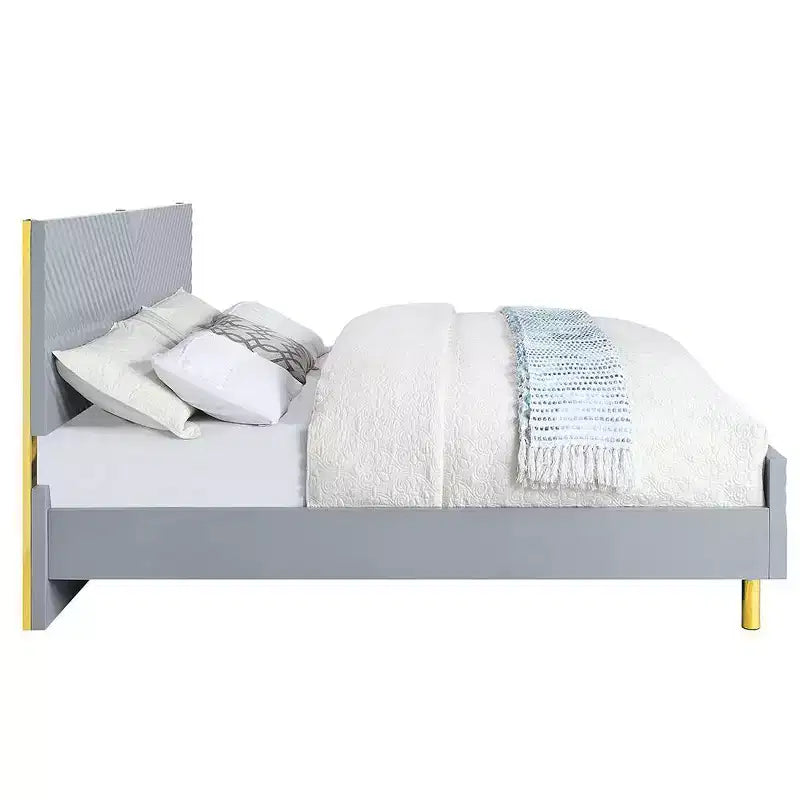 Acme Furniture Queen Gaines Bed Gray High Gloss Finish