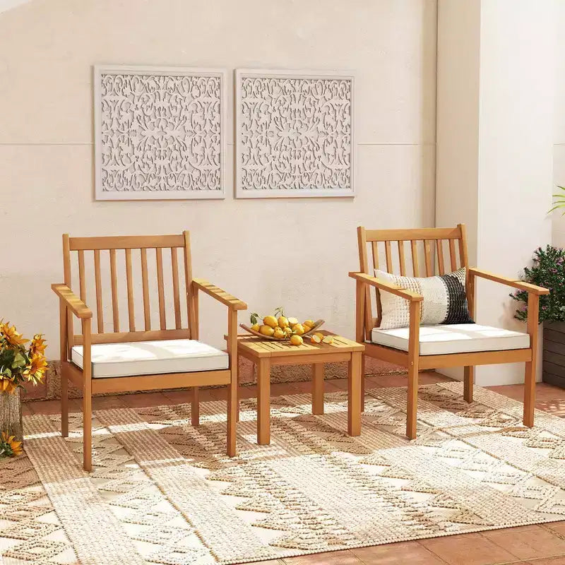 Costway Ensemble mobilier de patio 3 pièces en bois d'acacia avec chaises et table basse avec coussins souples Gris/Blanc