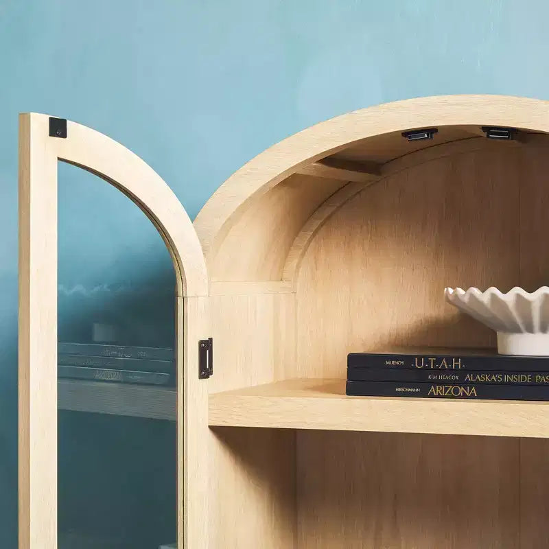 Bibliothèque-vitrine arquée Saracina Home à 5 étagères de 76 po