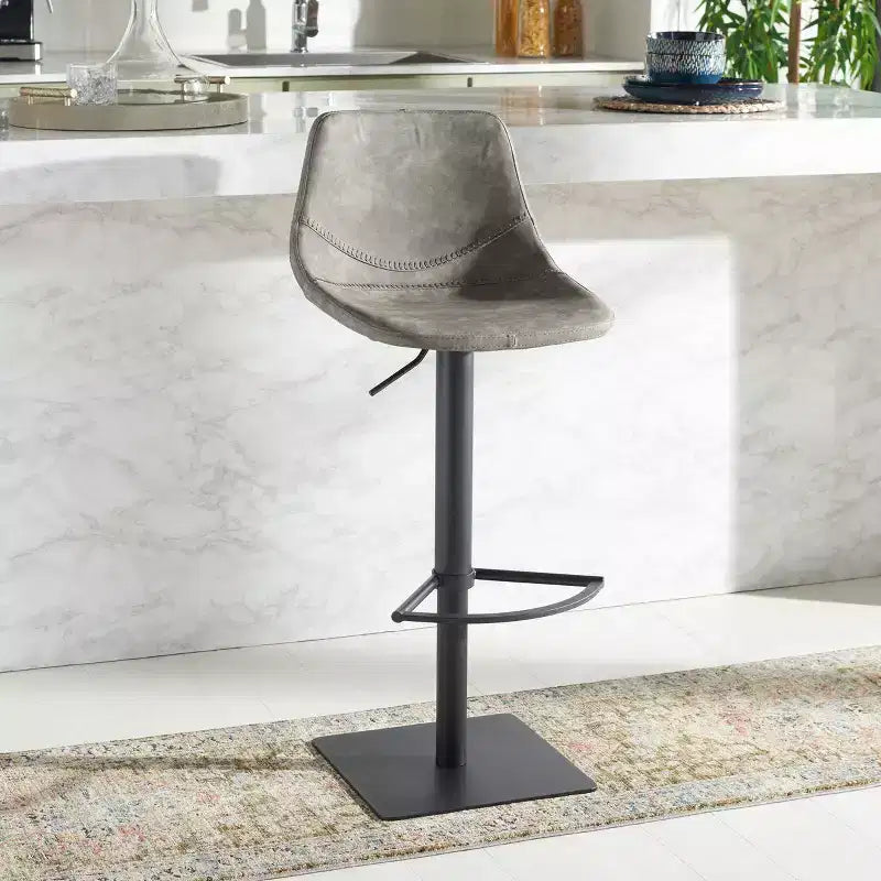 Kynlee Gas Lift Barstool - BST3016 - Safavieh