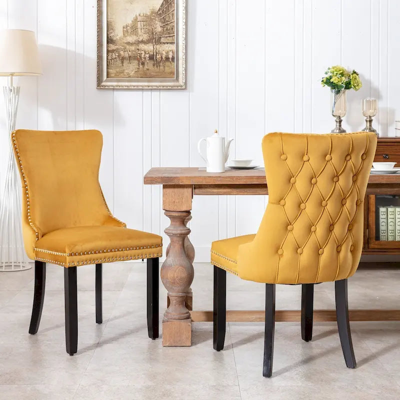 Chaise de salle à manger A&A Furniture à dossier haut et accoudoirs rembourrés