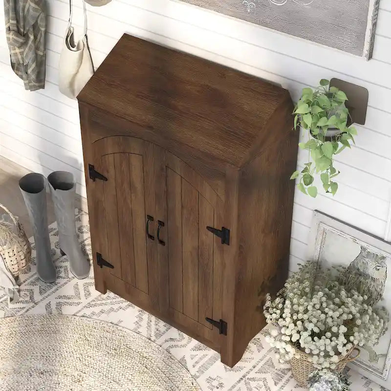 Meuble à chaussures Jody Farmhouse de Denhour, réglable, 4 étagères, double porte avec rangement supérieur relevable