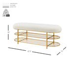Banc en tissu frisly et peau de mouton avec étagère