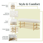 Banc en tissu frisly et peau de mouton avec étagère