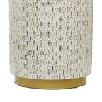 Table d'appoint en nacre avec base dorée et motifs géométriques - Blanc, Gris ou Noir - Roche River Decor