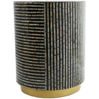 Table d'appoint en nacre avec base dorée et motifs géométriques - Blanc, Gris ou Noir - Roche River Decor