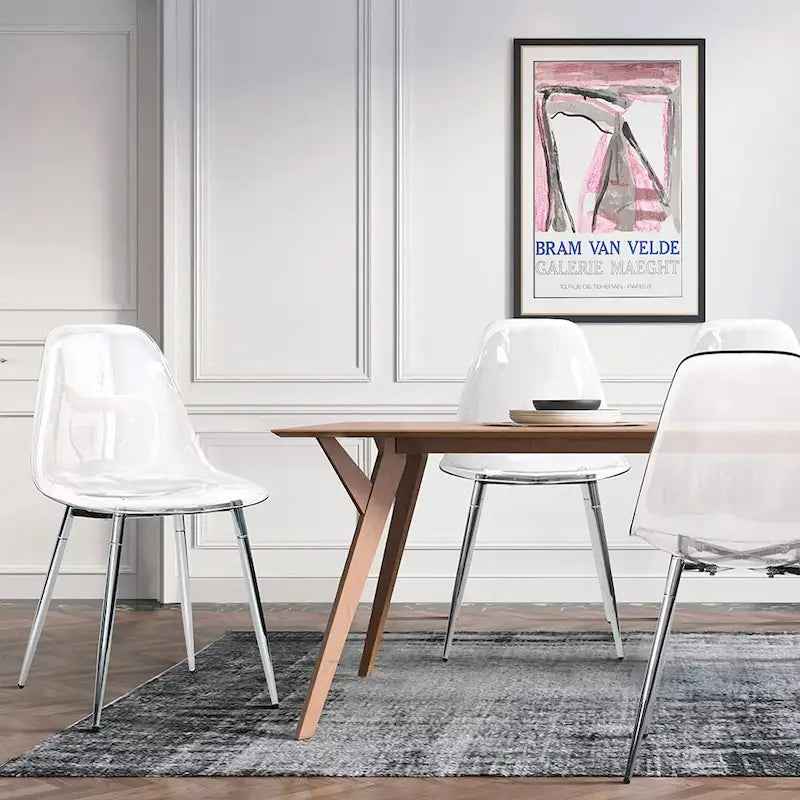 Chaises d'appoint modernes en plastique transparent avec pieds en métal