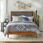 Lit plateforme rembourré Queen Shaye de Simple Living
