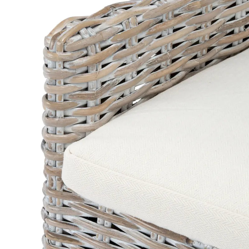 SAFAVIEH Winnifred Coastal Rattan Accent Chair with Cushion - 18.5 W x 22.8 L x 38.2 H - 19Wx23Dx38H