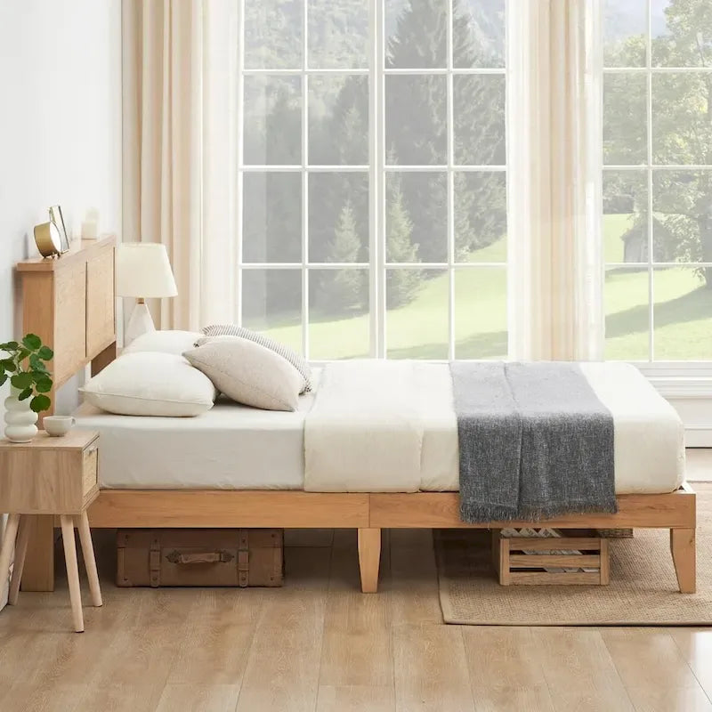 Cadre de lit plateforme moderne en bois avec tête de lit carrée en rotin naturel et lumières LED