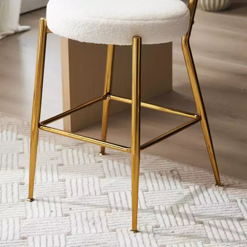 HOMLUX Lot de 4 tabourets de bar 24,8" Chaise de salle à manger hauteur comptoir de pub avec pieds dorés, Blanc/Noir