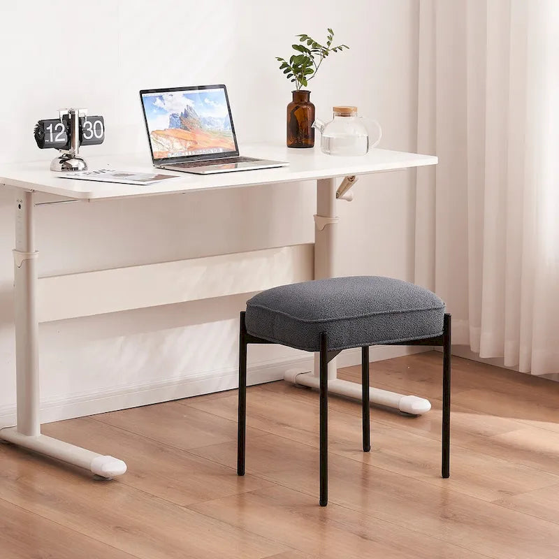 Repose-pieds ottoman rectangulaire capitonné en sherpa agneau