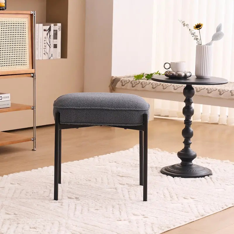 Repose-pieds ottoman rectangulaire capitonné en sherpa agneau