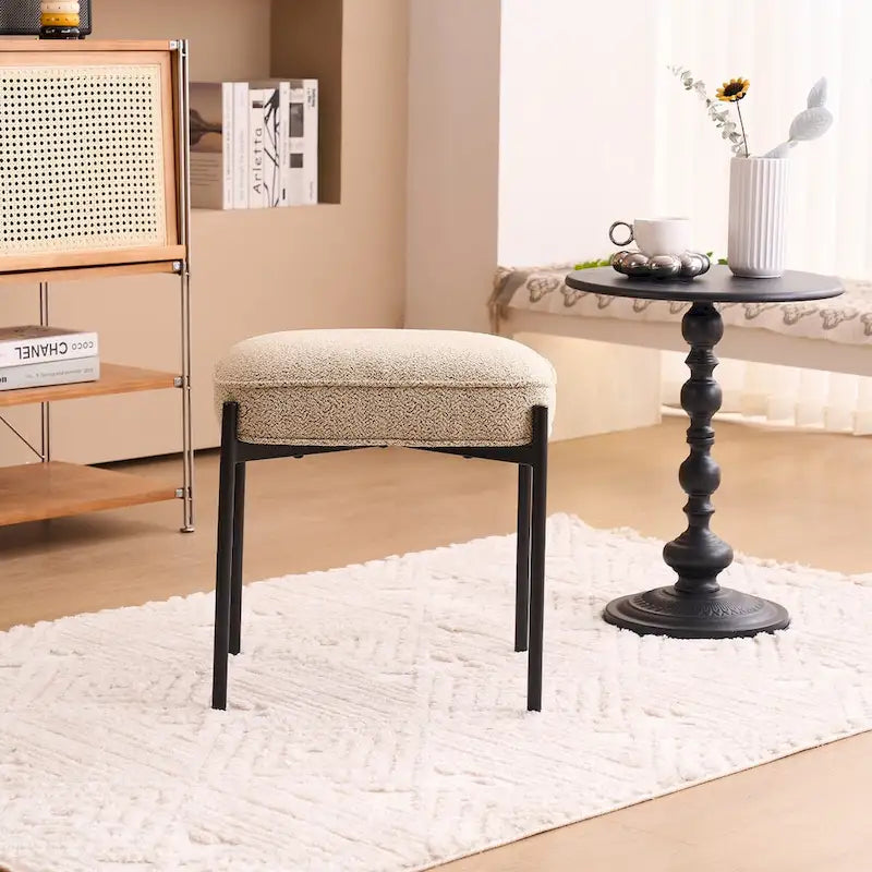 Repose-pieds ottoman rectangulaire capitonné en sherpa agneau