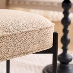 Repose-pieds ottoman rectangulaire capitonné en sherpa agneau