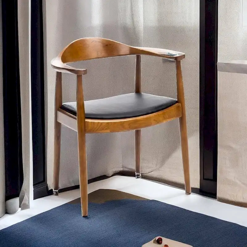 Fauteuil avec accoudoirs coudés